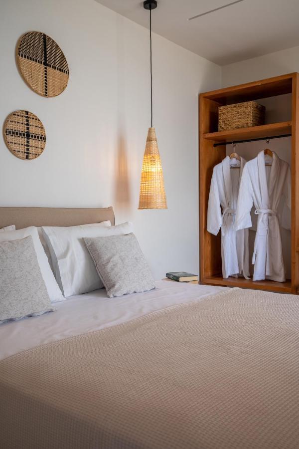 Thea Beachfront Suites In Lourdas Beach Lourdata  Extérieur photo