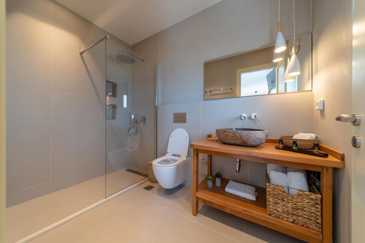 Thea Beachfront Suites In Lourdas Beach Lourdata  Extérieur photo